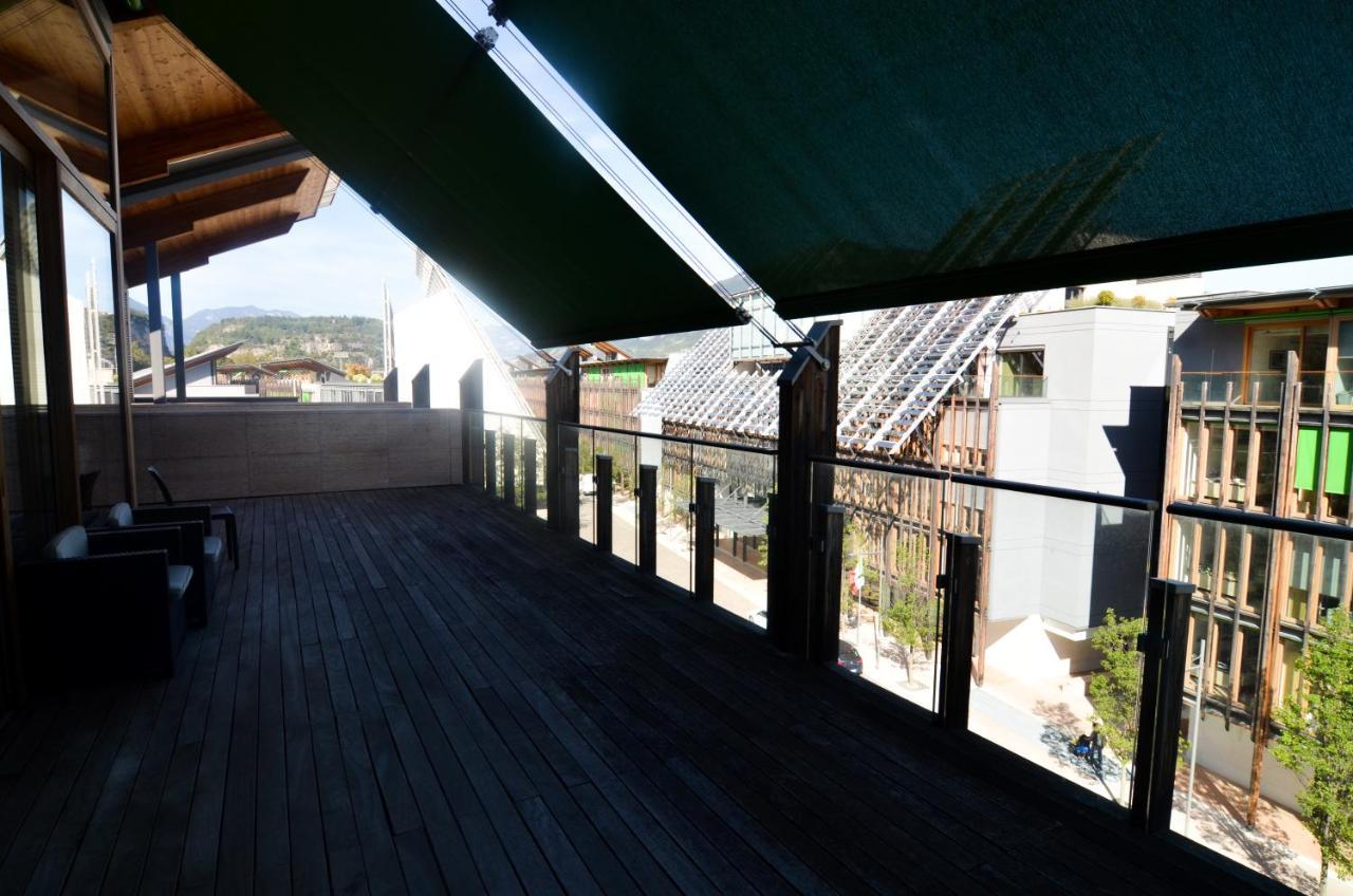 Komodo Short Stay Apartments Trento Esterno foto