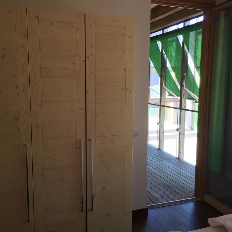 Komodo Short Stay Apartments Trento Esterno foto